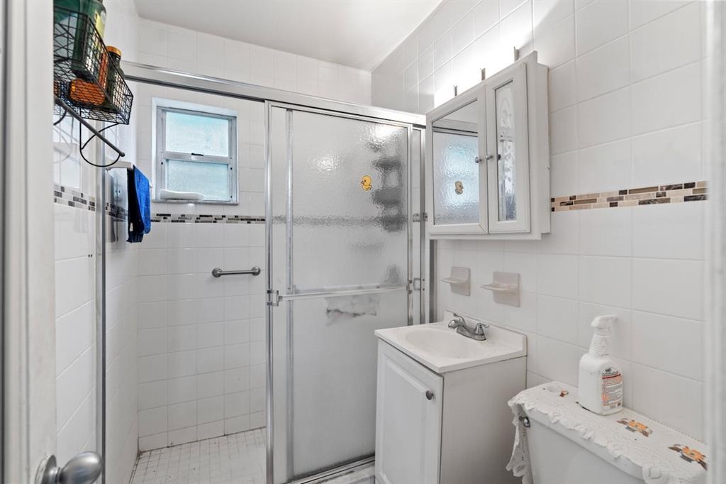 282 East 55th Street Hialeah, FL 33013 - Photo 16 of 50