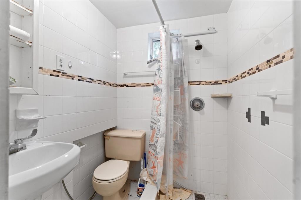 282 East 55th Street Hialeah, FL 33013 - Photo 31 of 50