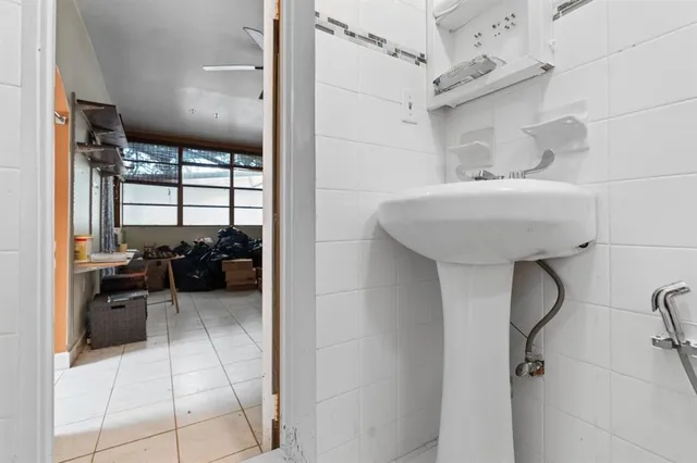 $399,900 | 282 East 55th Street, Hialeah, FL 33013