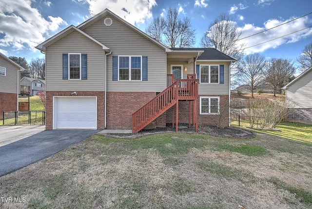 $389,000 | 426 Neal Drive, Bluff City, TN 37618
