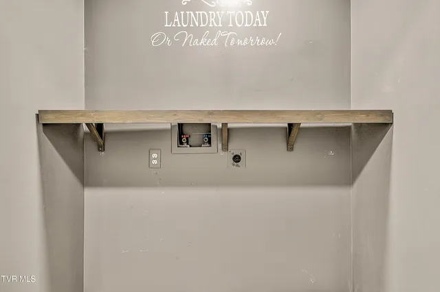 $389,000 | 426 Neal Drive, Bluff City, TN 37618