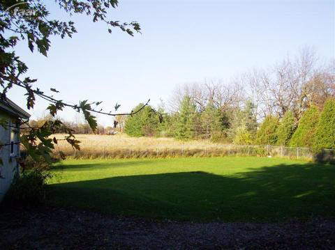 8088 Potter Road Flushing, MI 48433 - Photo 18 of 19 20166414-17.JPG