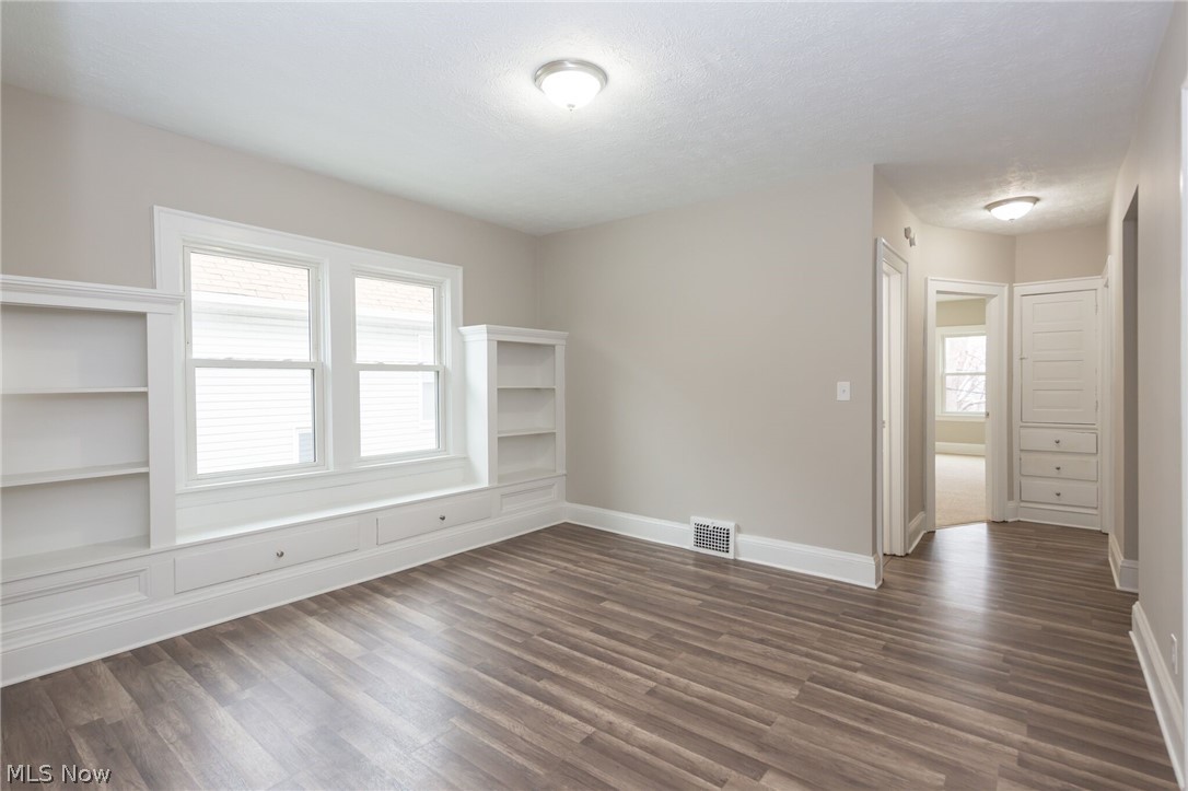 3441 Altamont Road Cleveland Heights, OH 44118 - Photo 5 of 33