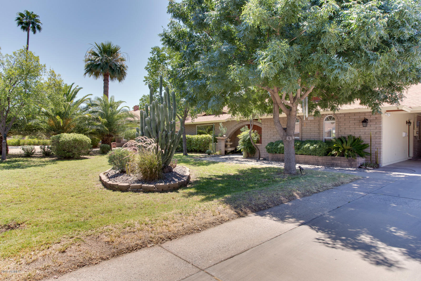 1309 West Ocotillo Road Phoenix, AZ 85013 - Photo 23 of 73 03_1309_W_Ocotillo__03_mls