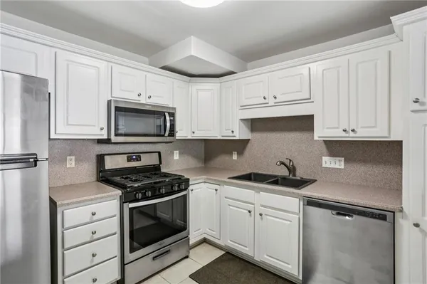 $184,000 | 2925 Pharr Court Northwest, Unit 316, Atlanta, GA 30305