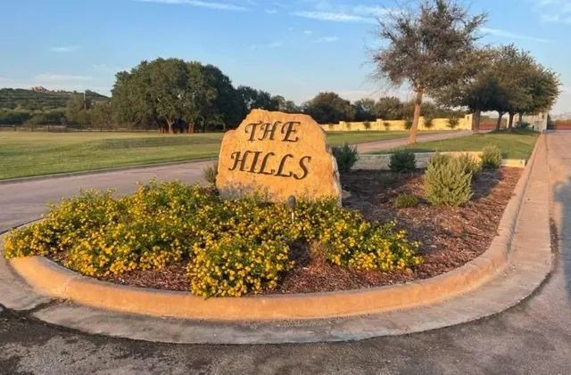 a view of a outdoor space