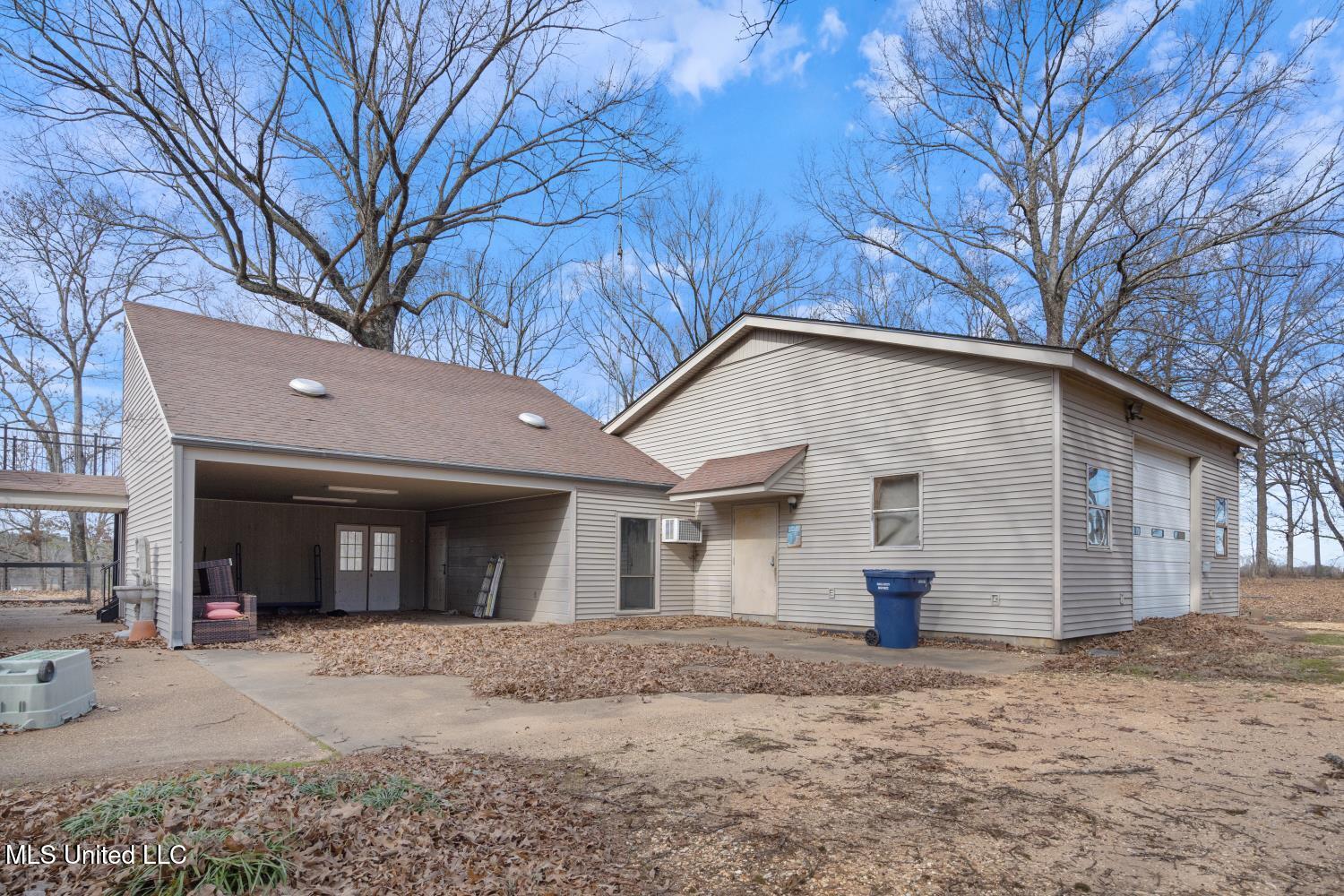 978 Walnut Road Sardis, MS 38666 - Photo 8 of 46 IMG_7266
