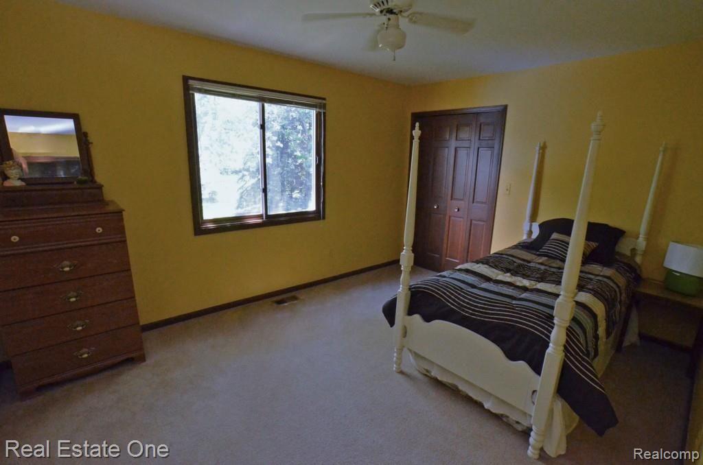 685 Snowmass Drive Rochester Hills, MI 48309 - Photo 18 of 25