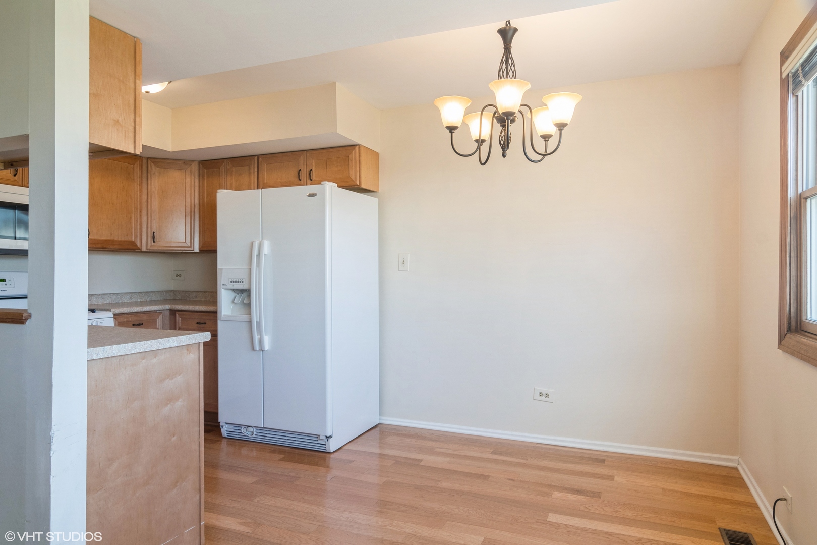 552 Inverrary Lane Deerfield, IL 60015 - Photo 7 of 23
