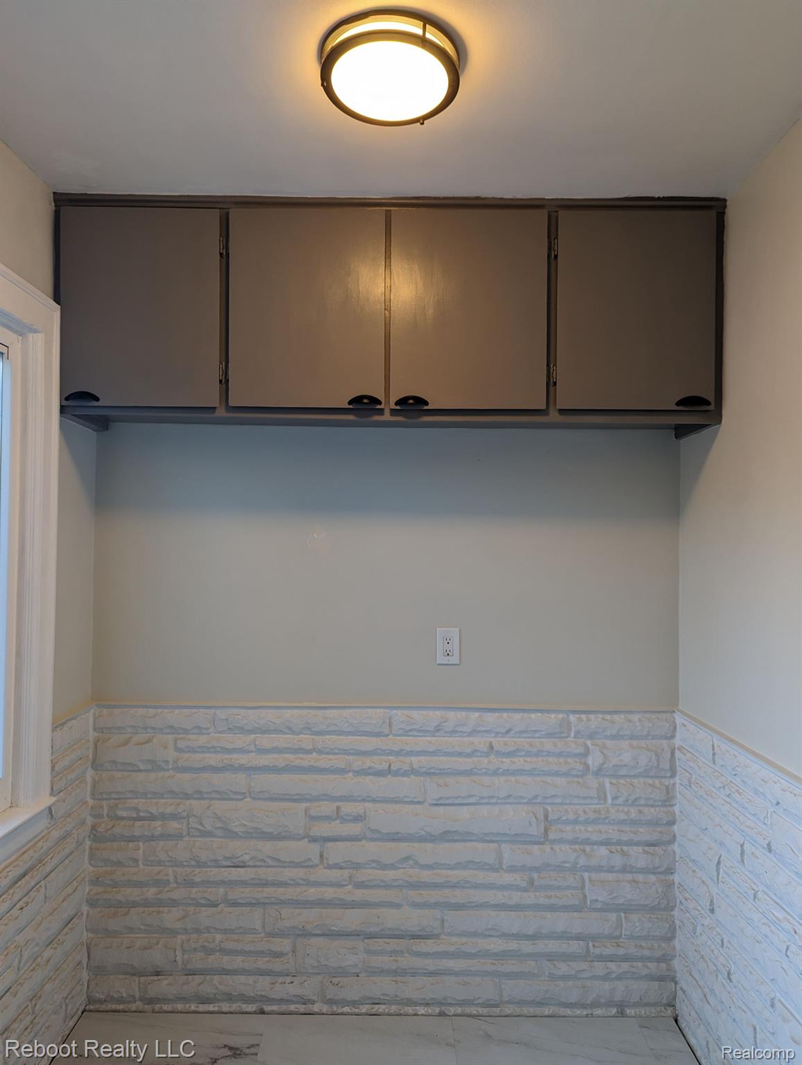 4180 Devonshire Road Detroit, MI 48224 - Photo 4 of 25 Gallery Image 4