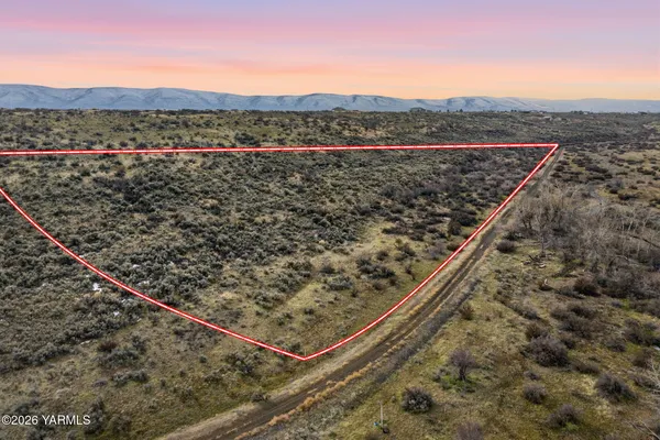 $35,000 | Nka Red Tail Road, Yakima, WA 98908