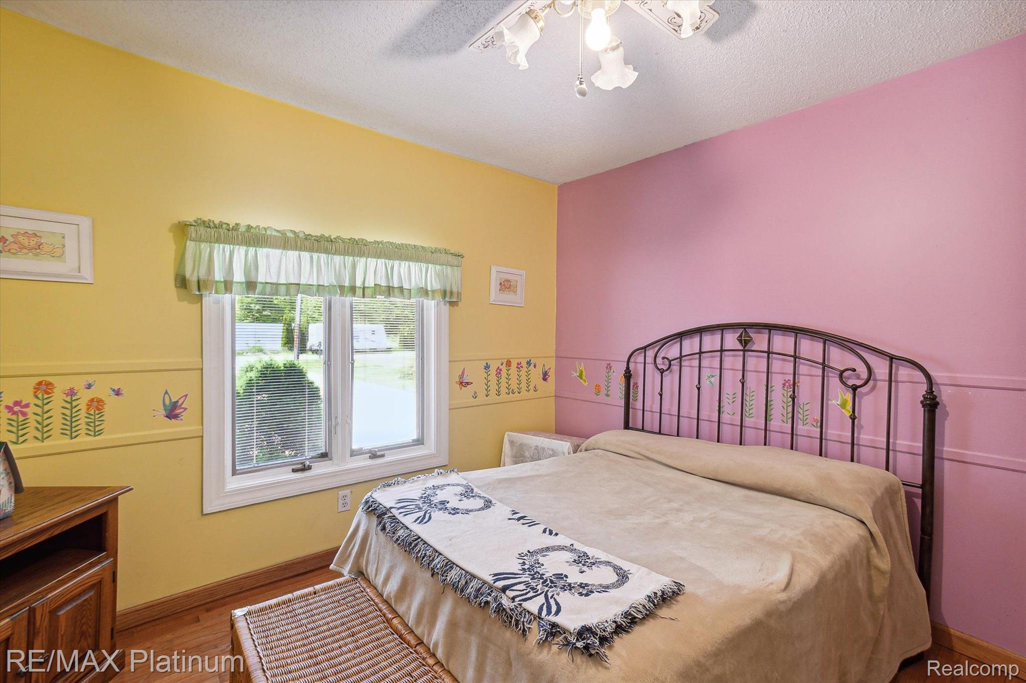 11157 Wynns Road Pinckney, MI 48169 - Photo 15 of 33 Bedroom 2