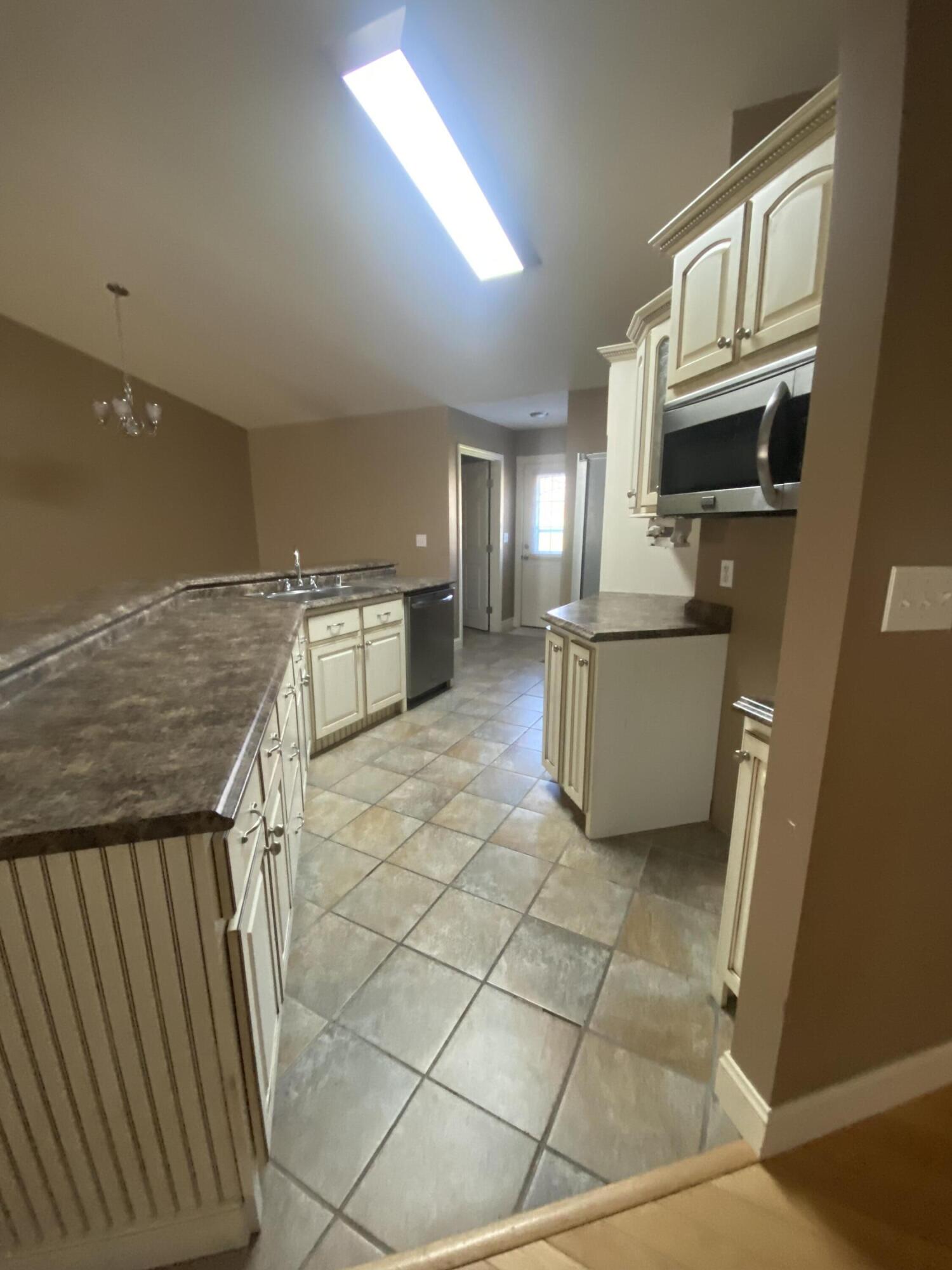 506 Bill Mays Road London, KY 40744 - Photo 6 of 16 IMG_1672