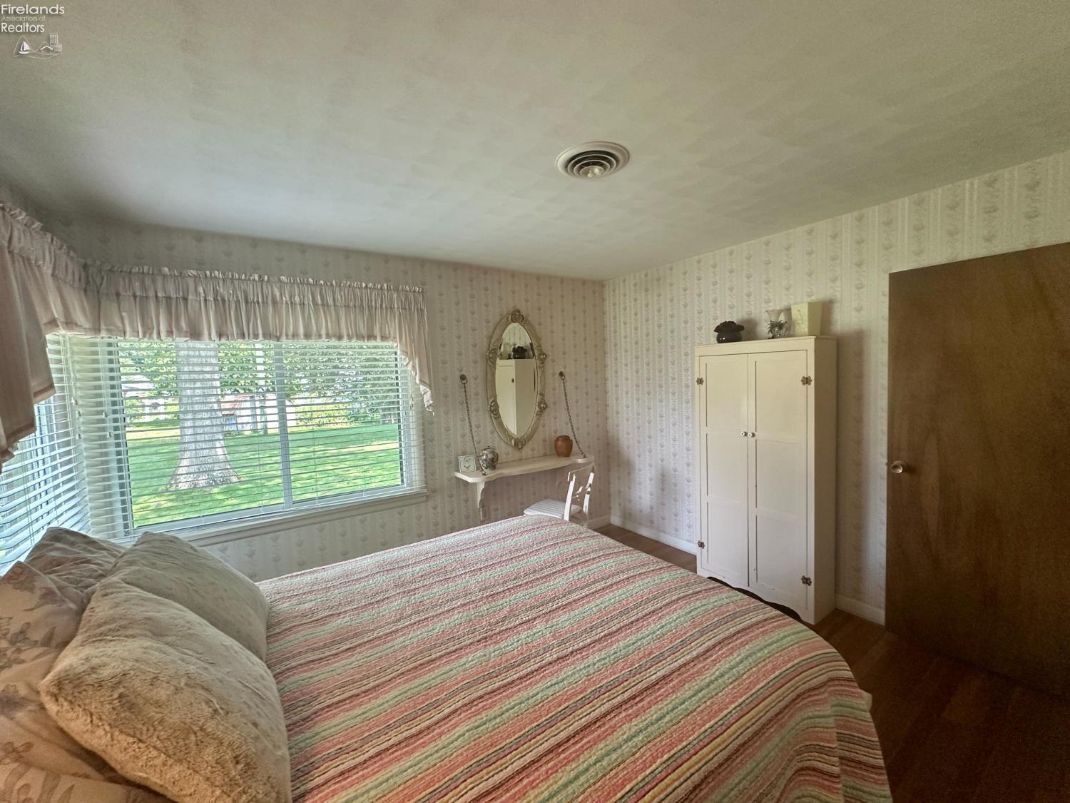 125 Lincoln Road Tiffin, OH 44883 - Photo 14 of 23 Gallery Image 14