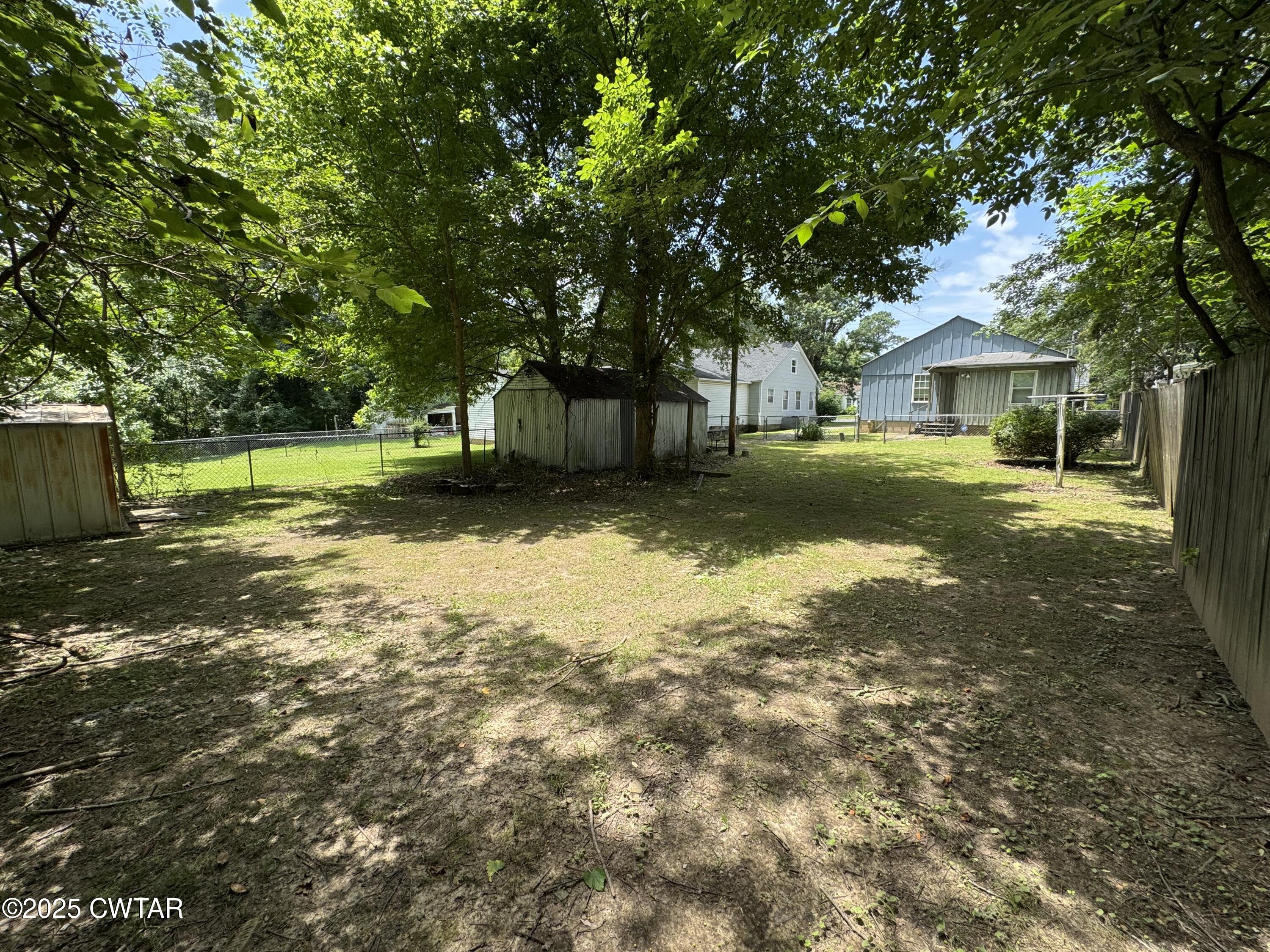 50 Webber Street Jackson, TN 38301 - Photo 8 of 25 IMG_0361