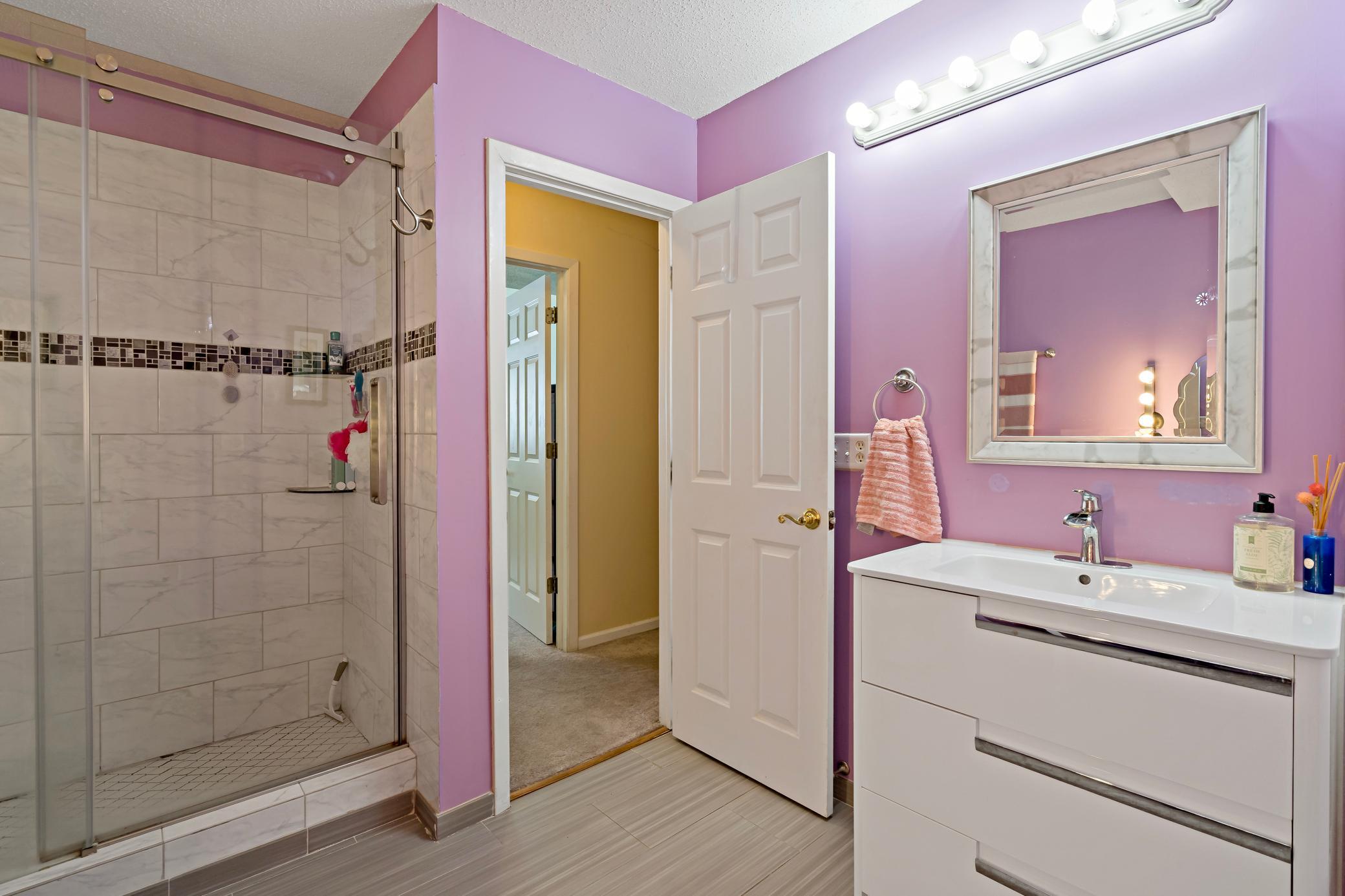 3690 Commonwealth Road Woodbury, MN 55125 - Photo 20 of 30