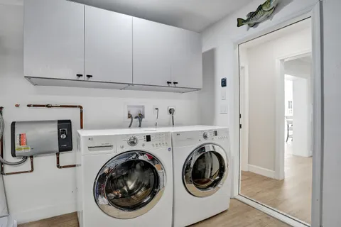 $1,125,000 | 3930 Northeast 21st Avenue, Fort Lauderdale, FL 33308