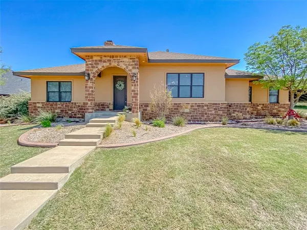 $459,000 | 14 Remington Drive, Albany, TX 76430