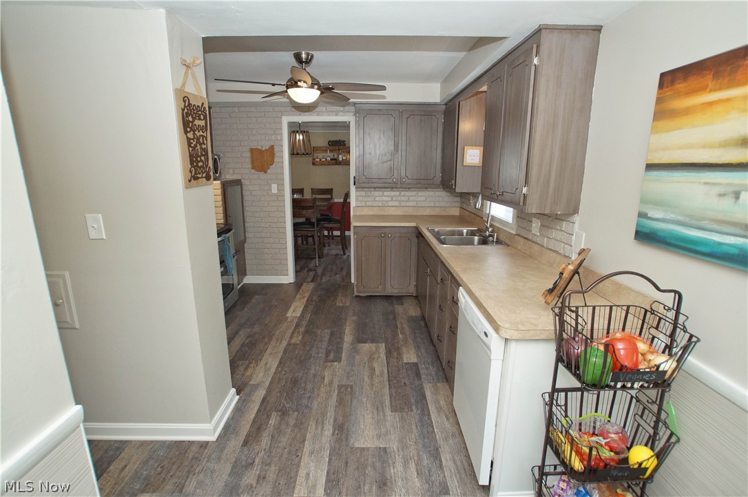 1203 Brainard Road Lyndhurst, OH 44124 - Photo 7 of 22