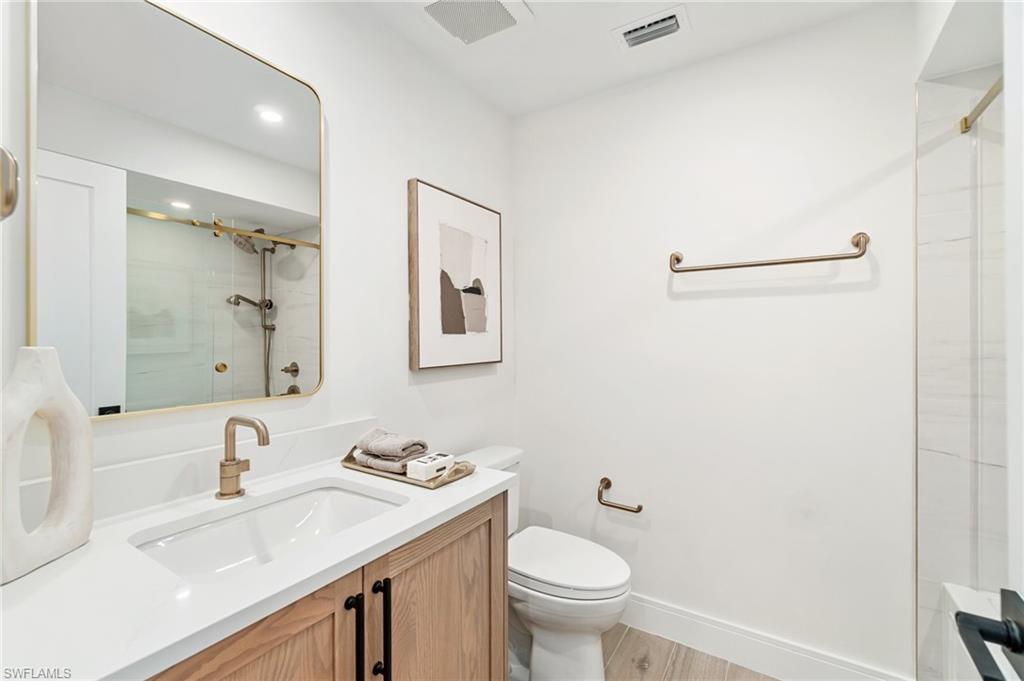 6804 Sand Pointe Circle Naples, FL 34108 - Photo 36 of 49 Guest bath