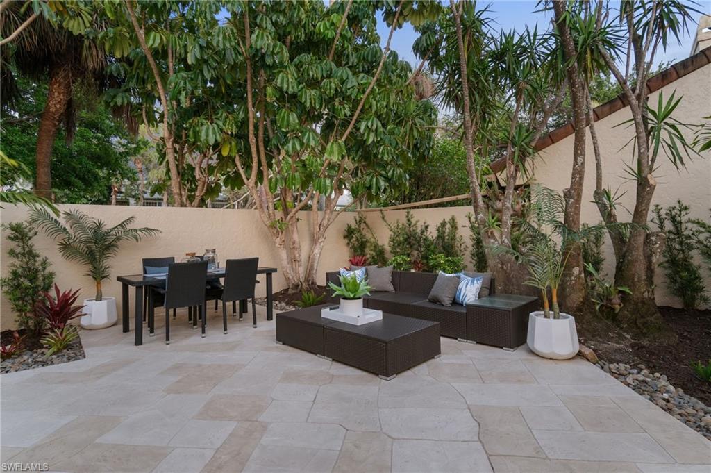 6804 Sand Pointe Circle Naples, FL 34108 - Photo 8 of 49