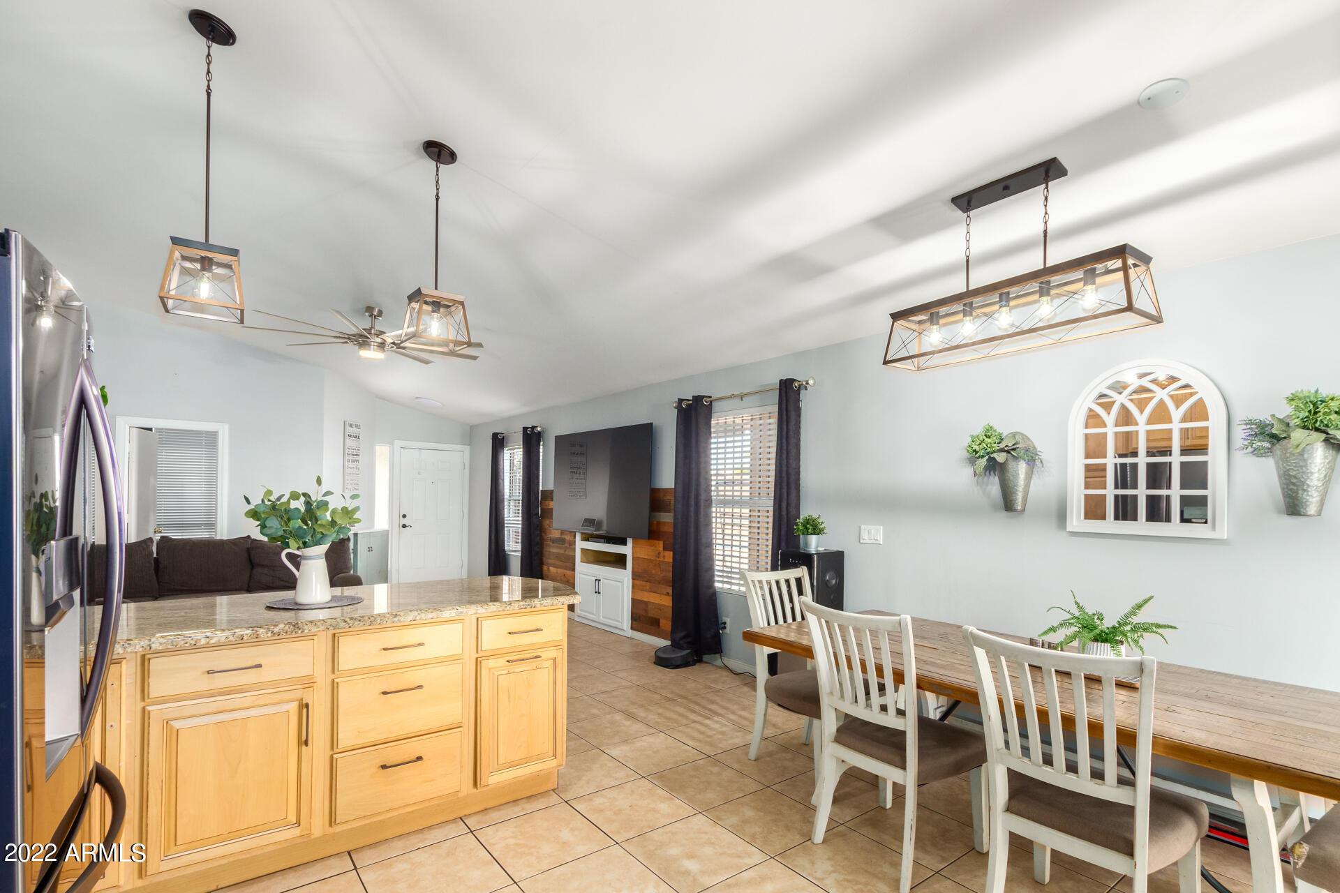 8714 West Granada Road Phoenix, AZ 85037 - Photo 7 of 21 09 Granada