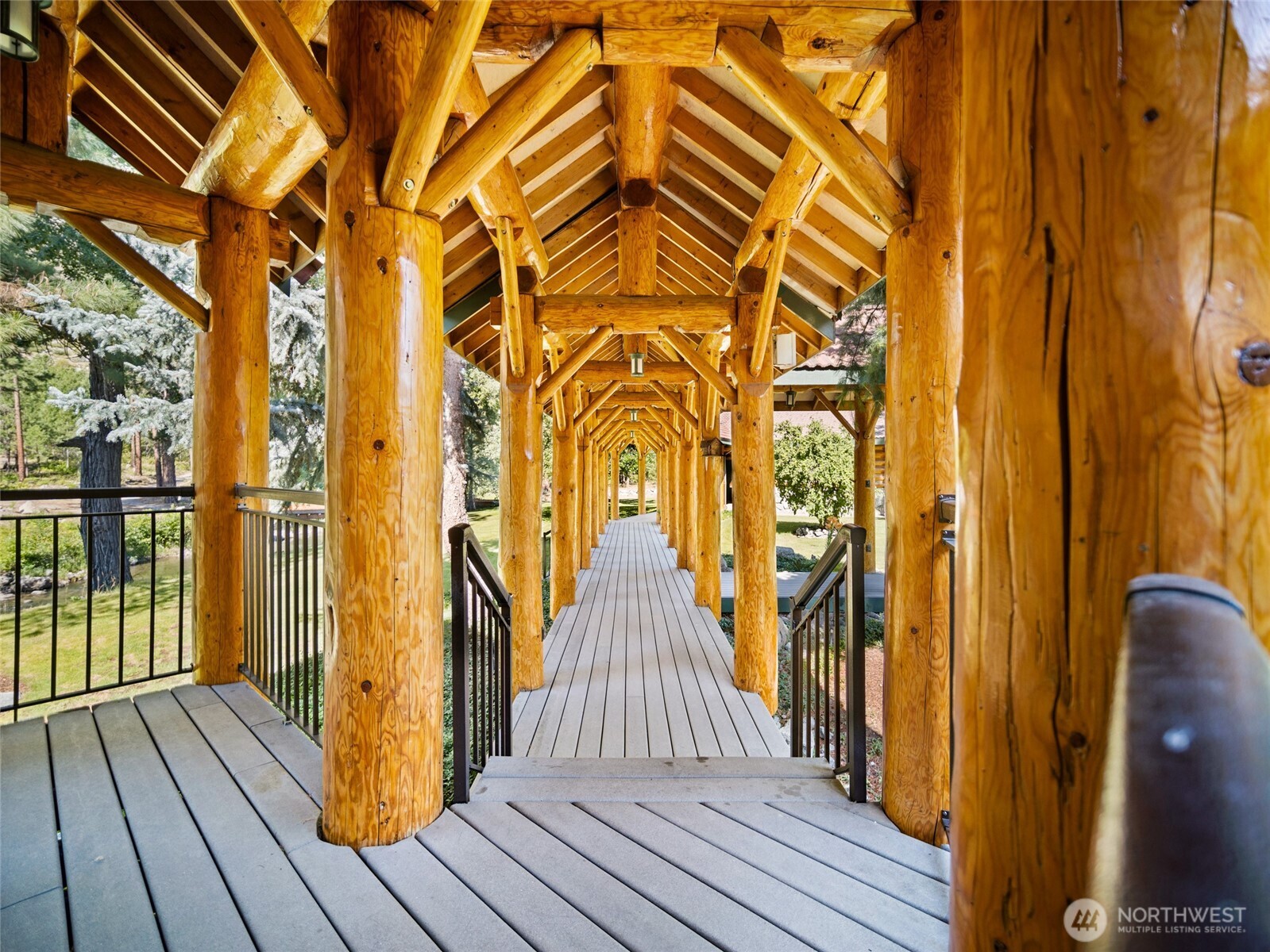 13537 Entiat River Road Entiat, WA 98822 - Photo 30 of 40 a view of wooden floor with a glass door