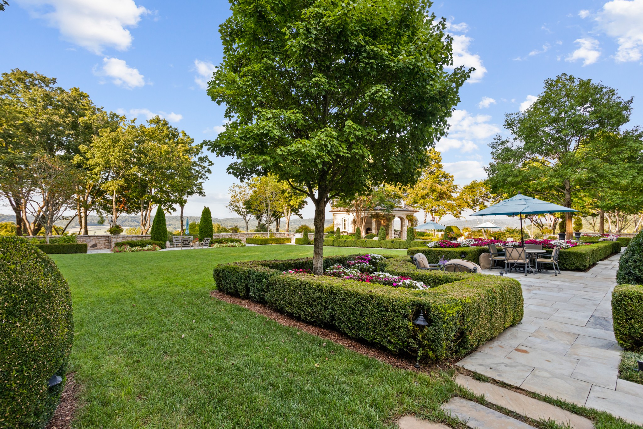 1710 Talbot Trail Franklin, TN 37069 - Photo 35 of 47 a view of a park with large trees