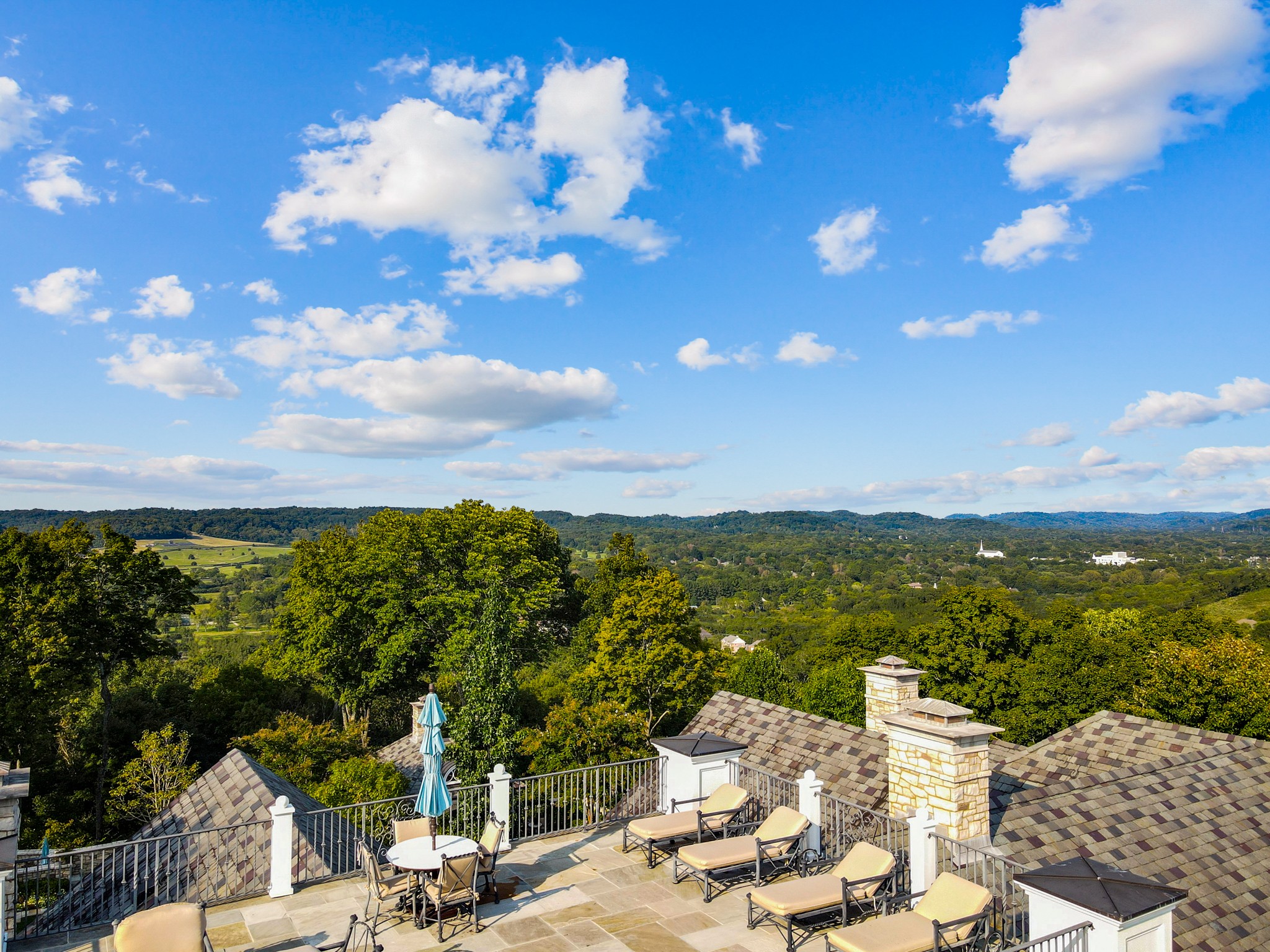 1710 Talbot Trail Franklin, TN 37069 - Photo 41 of 47 a view of a city