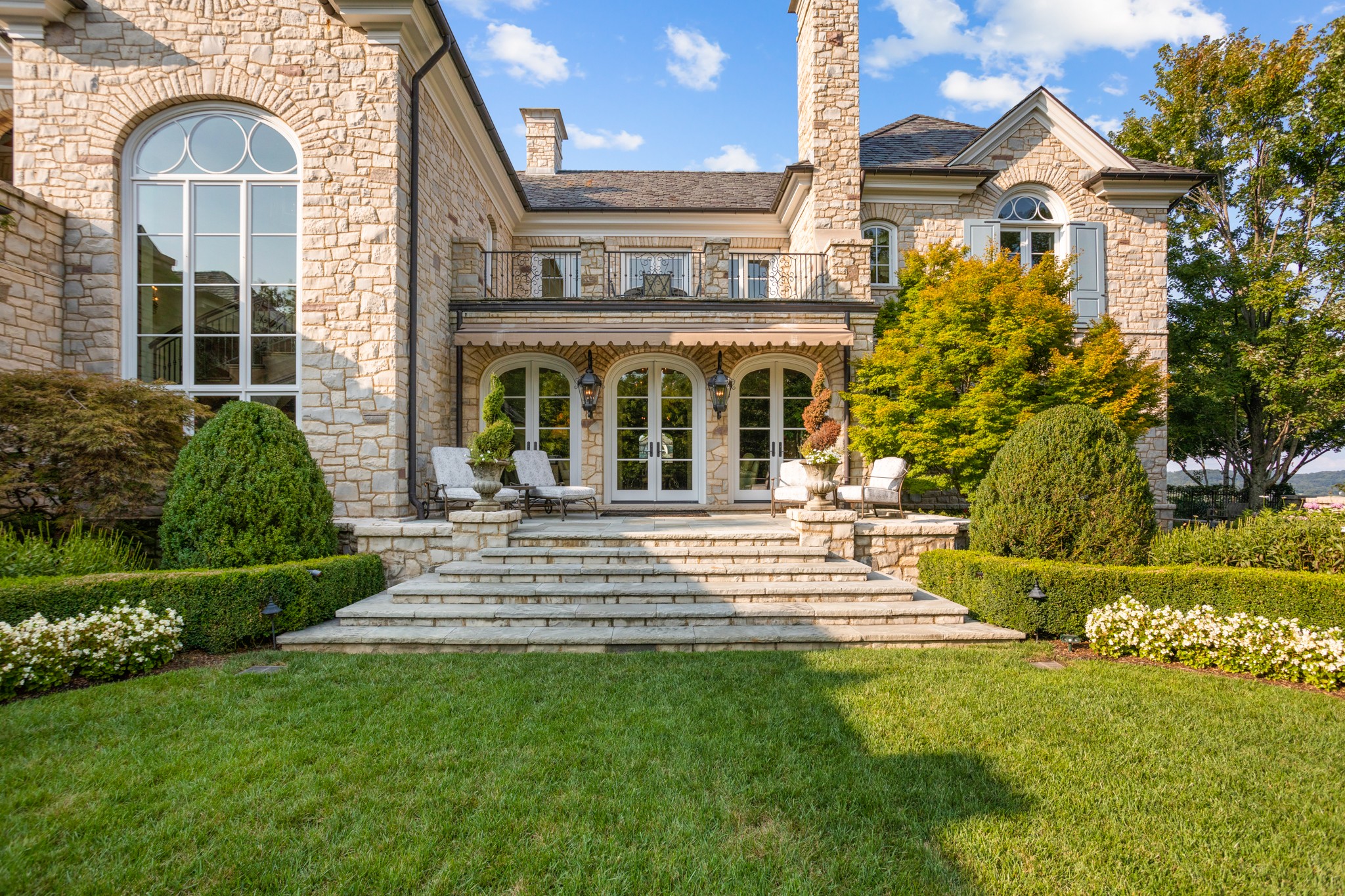 1710 Talbot Trail Franklin, TN 37069 - Photo 10 of 47 a view of a building with a garden