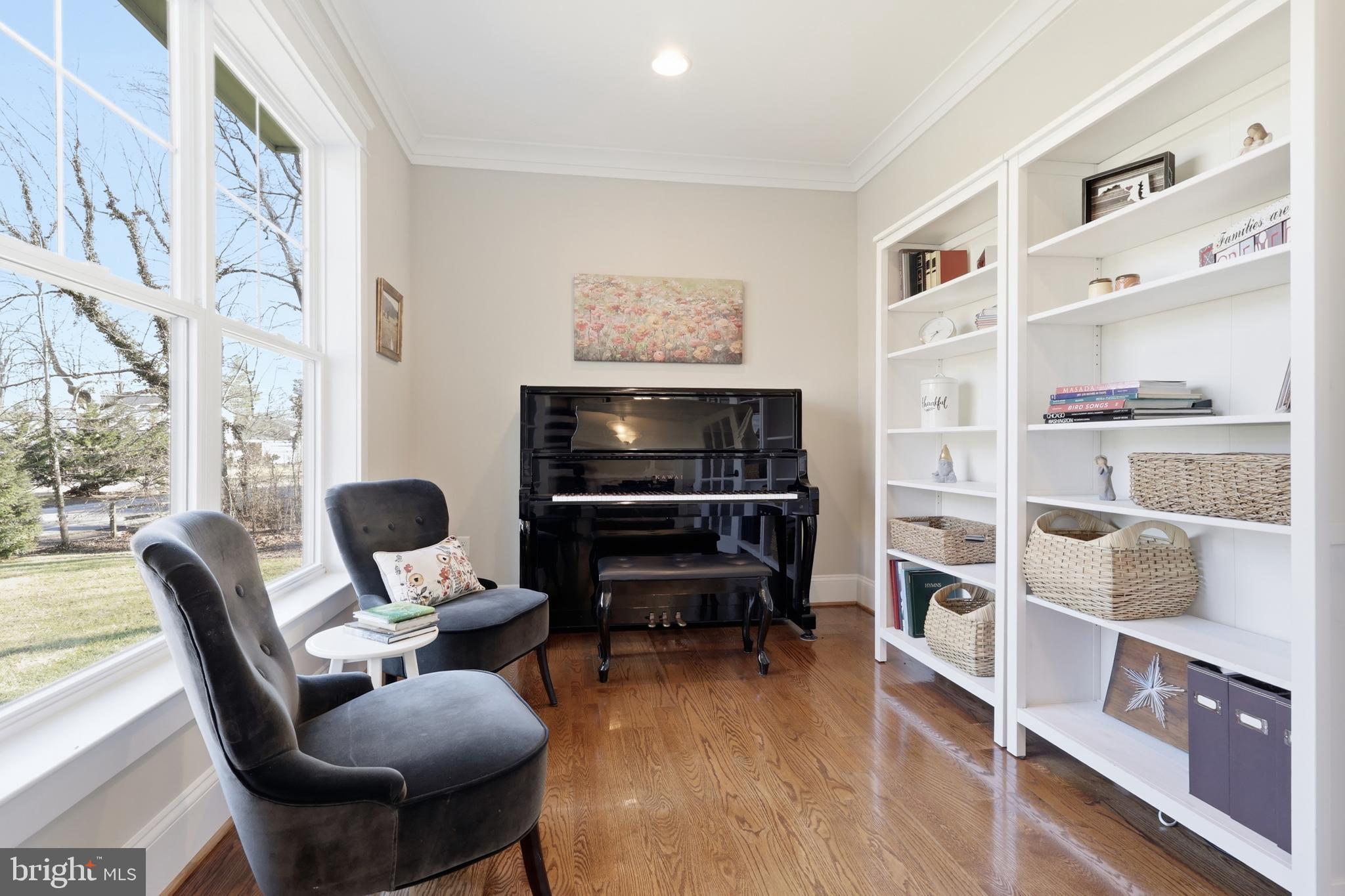 9206 Fernwood Road Bethesda, MD 20817 - Photo 13 of 43 Main level office/library