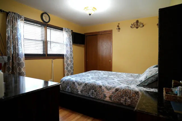 $349,999 | 1428 1/2 North Ashbel Avenue, Hillside, IL 60162