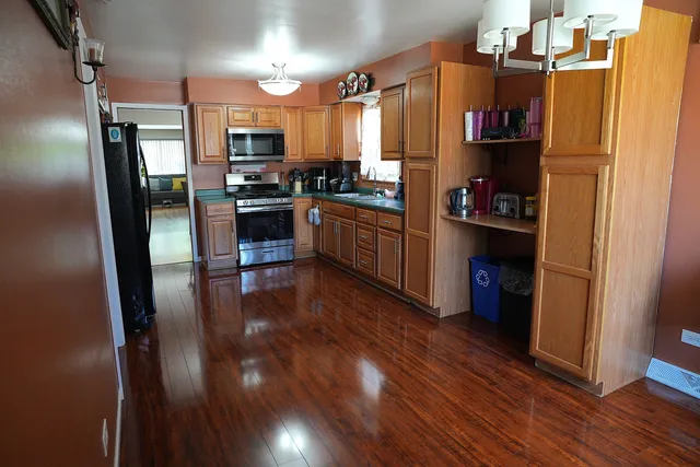 $349,999 | 1428 1/2 North Ashbel Avenue, Hillside, IL 60162