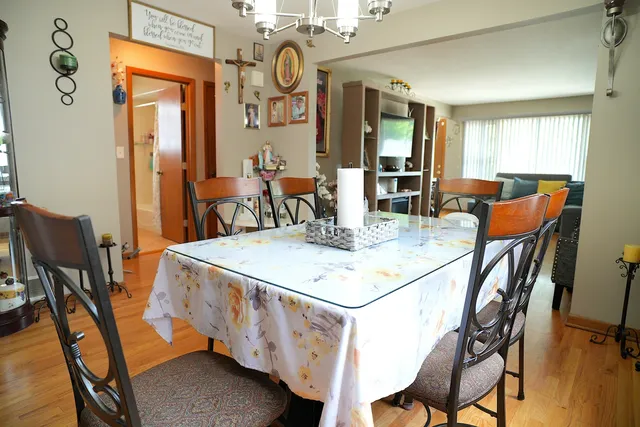 $349,999 | 1428 1/2 North Ashbel Avenue, Hillside, IL 60162