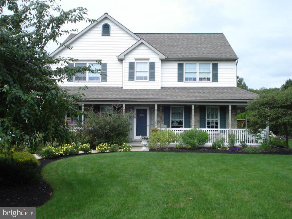1430 Brunnerville Road Lititz, PA 17543 - Photo 2 of 25