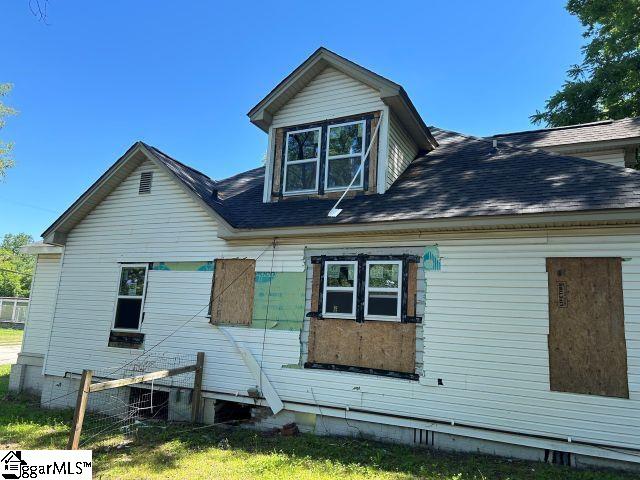 922 North Logan Street Gaffney, SC 29341 - Photo 2 of 30