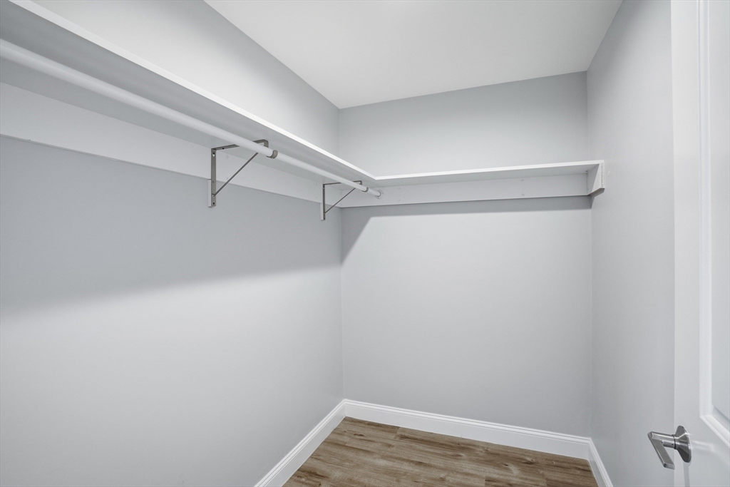632 Centre Street, Unit 302 Boston, MA 02130 - Photo 8 of 14