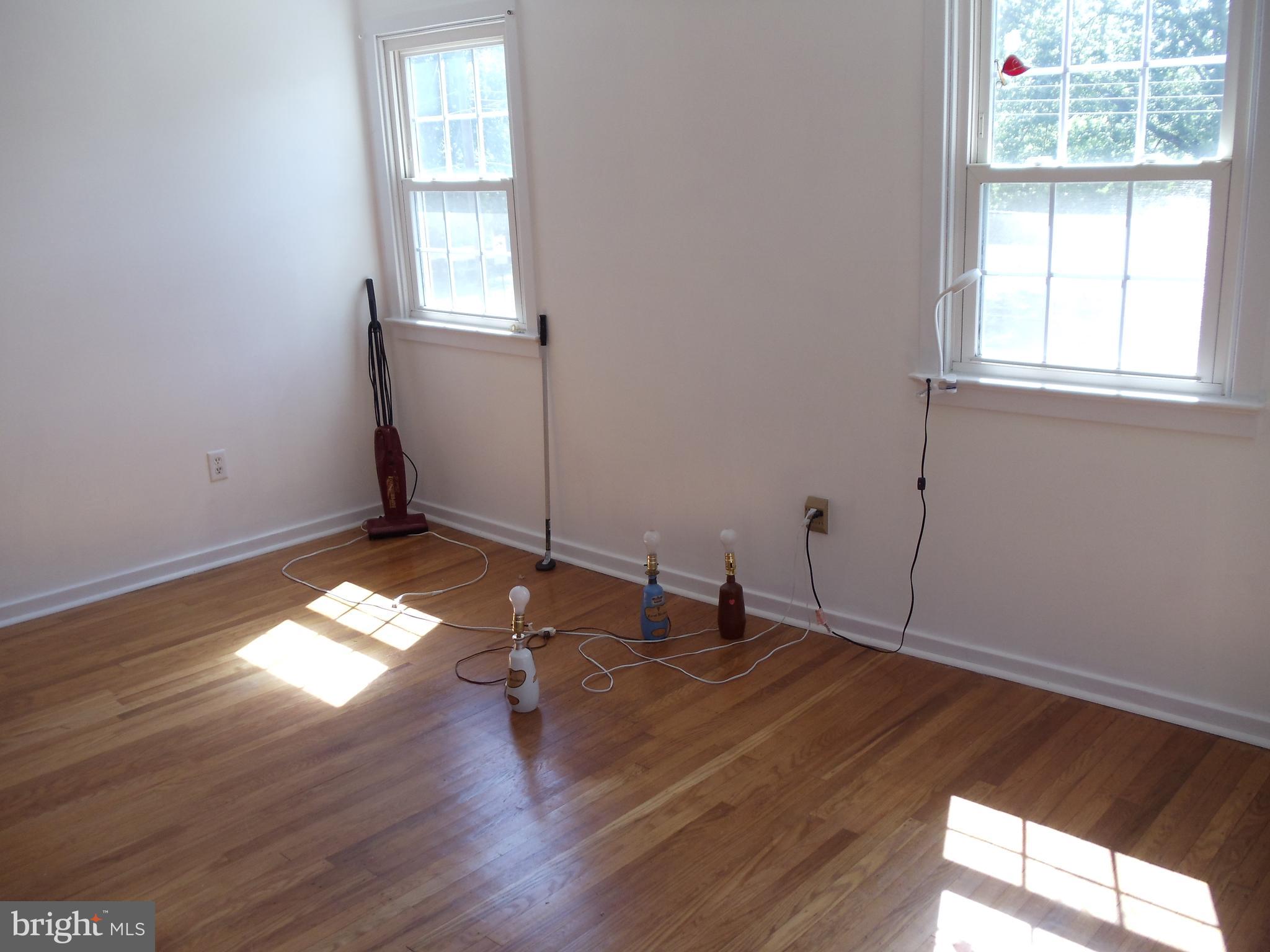 180 Centennial Road Warminster, PA 18974 - Photo 27 of 33