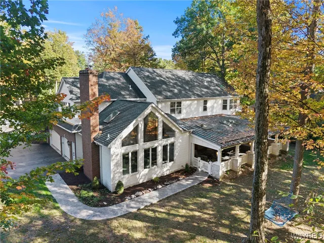 $1,200,000 | 4990 Sandstone Court, Clarence, NY 14031