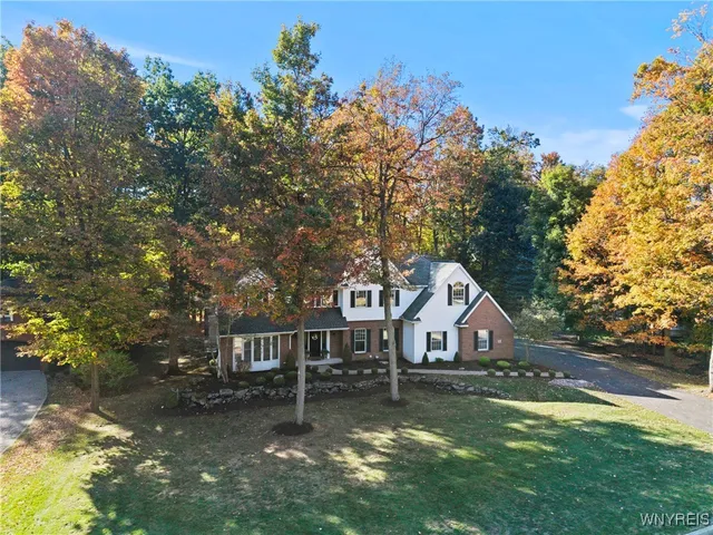 $1,149,900 | 4990 Sandstone Court, Clarence, NY 14031