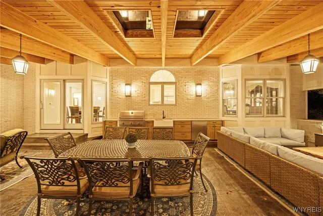 $1,200,000 | 4990 Sandstone Court, Clarence, NY 14031