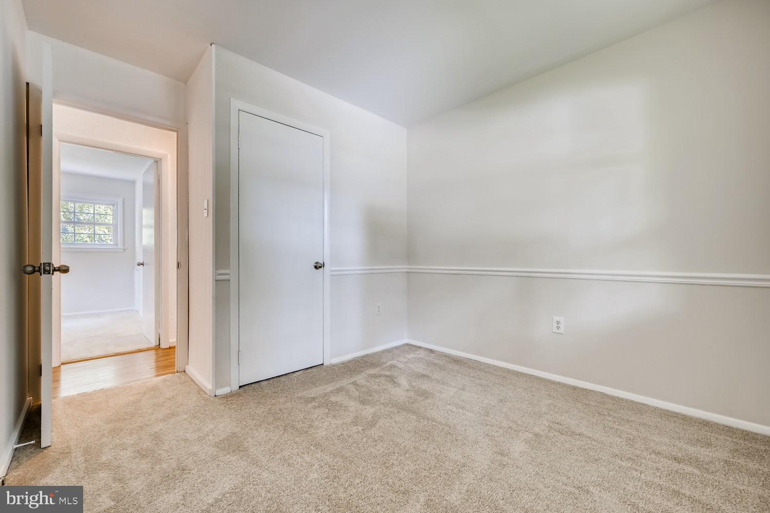 238 Rolling Road Gaithersburg, MD 20877 - Photo 14 of 25 Gallery Image 14