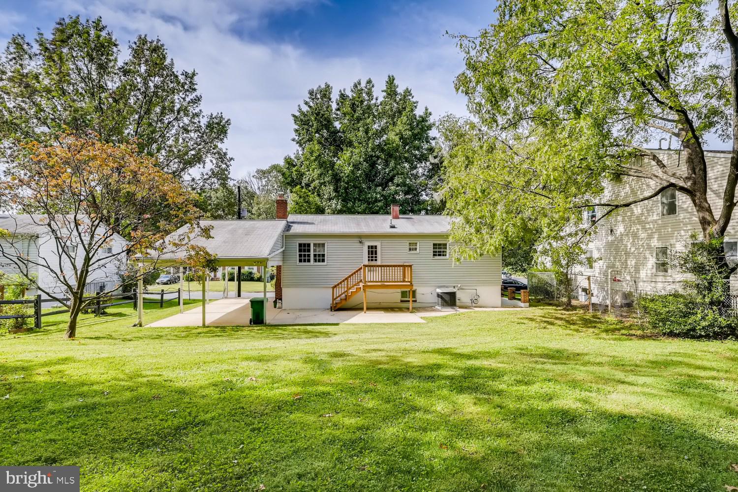 238 Rolling Road Gaithersburg, MD 20877 - Photo 22 of 25 Gallery Image 22