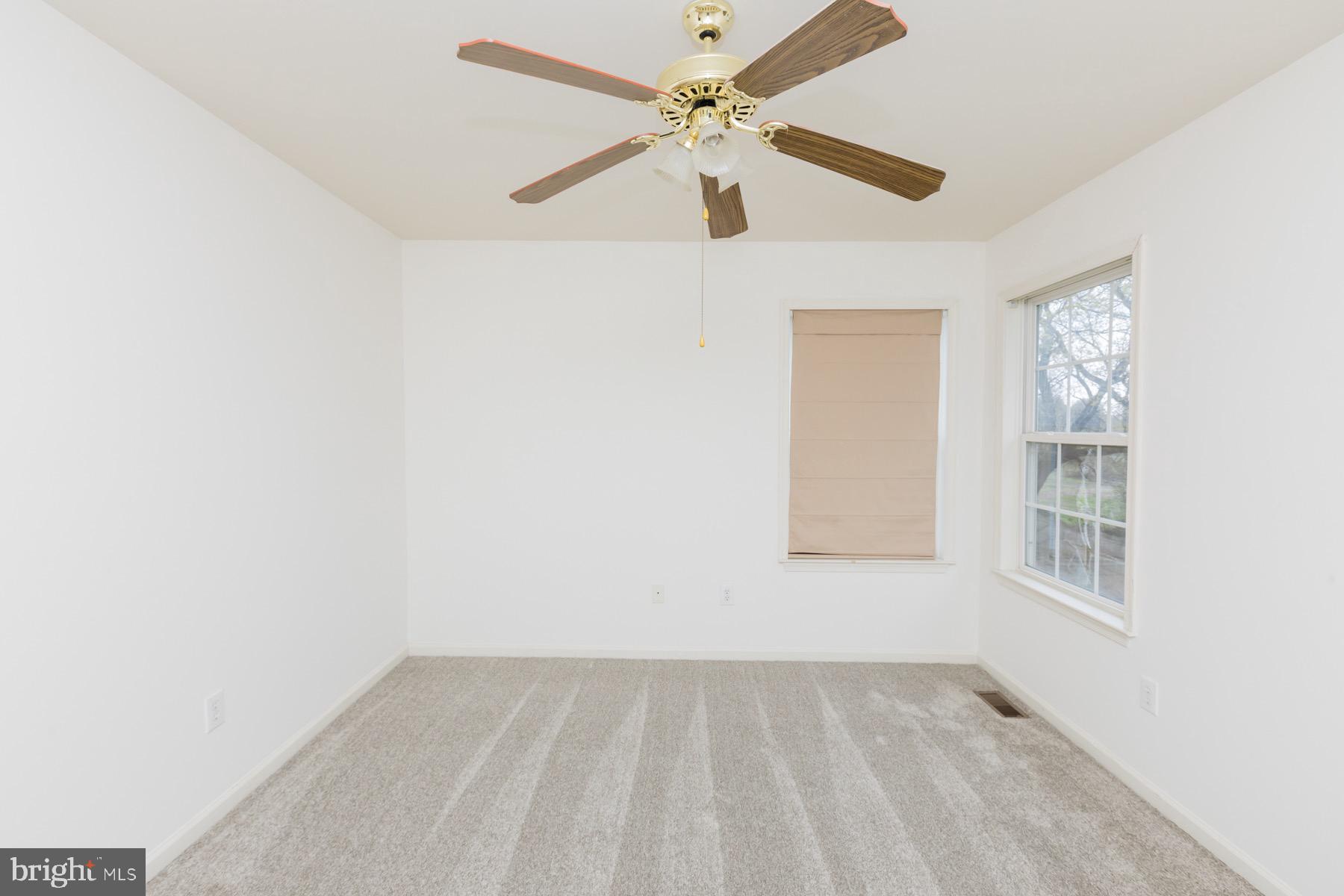 117 Yorktown Road Swedesboro, NJ 08085 - Photo 15 of 33 Gallery Image 15