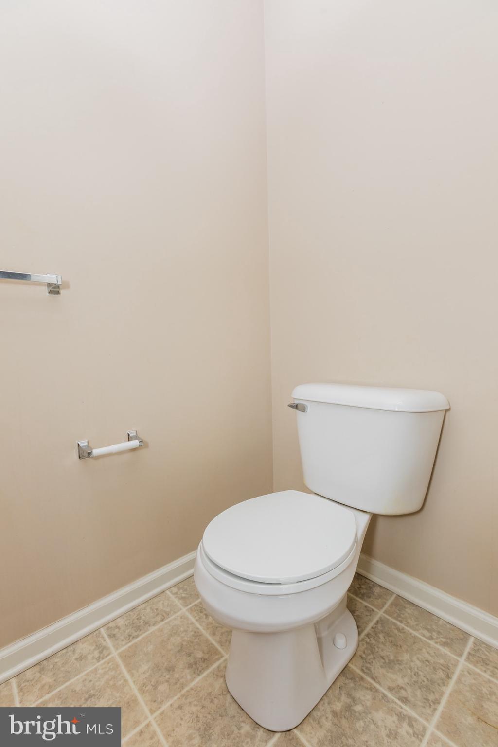 117 Yorktown Road Swedesboro, NJ 08085 - Photo 19 of 33 Gallery Image 19