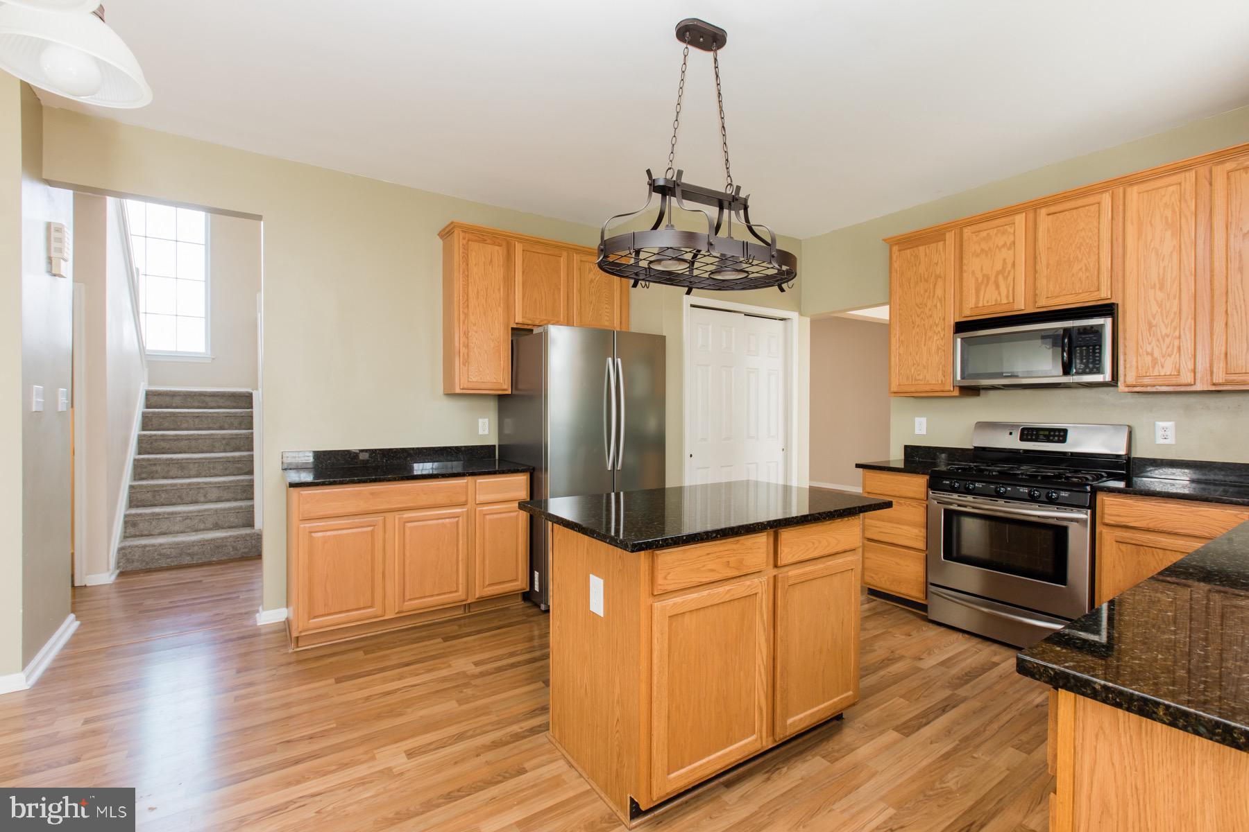 117 Yorktown Road Swedesboro, NJ 08085 - Photo 3 of 33 Gallery Image 3