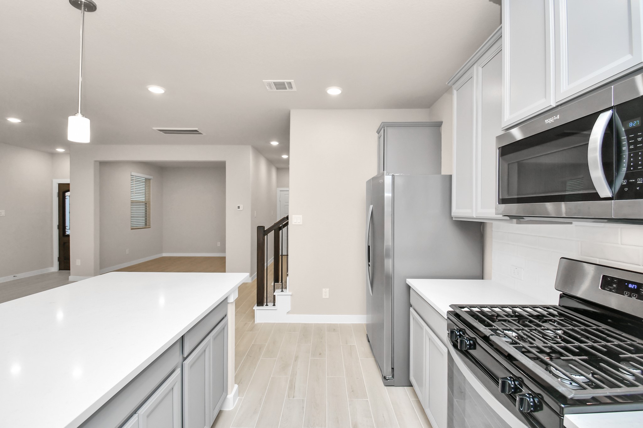 8515 Rising Strm Drive Houston, TX 77063 - Photo 13 of 43