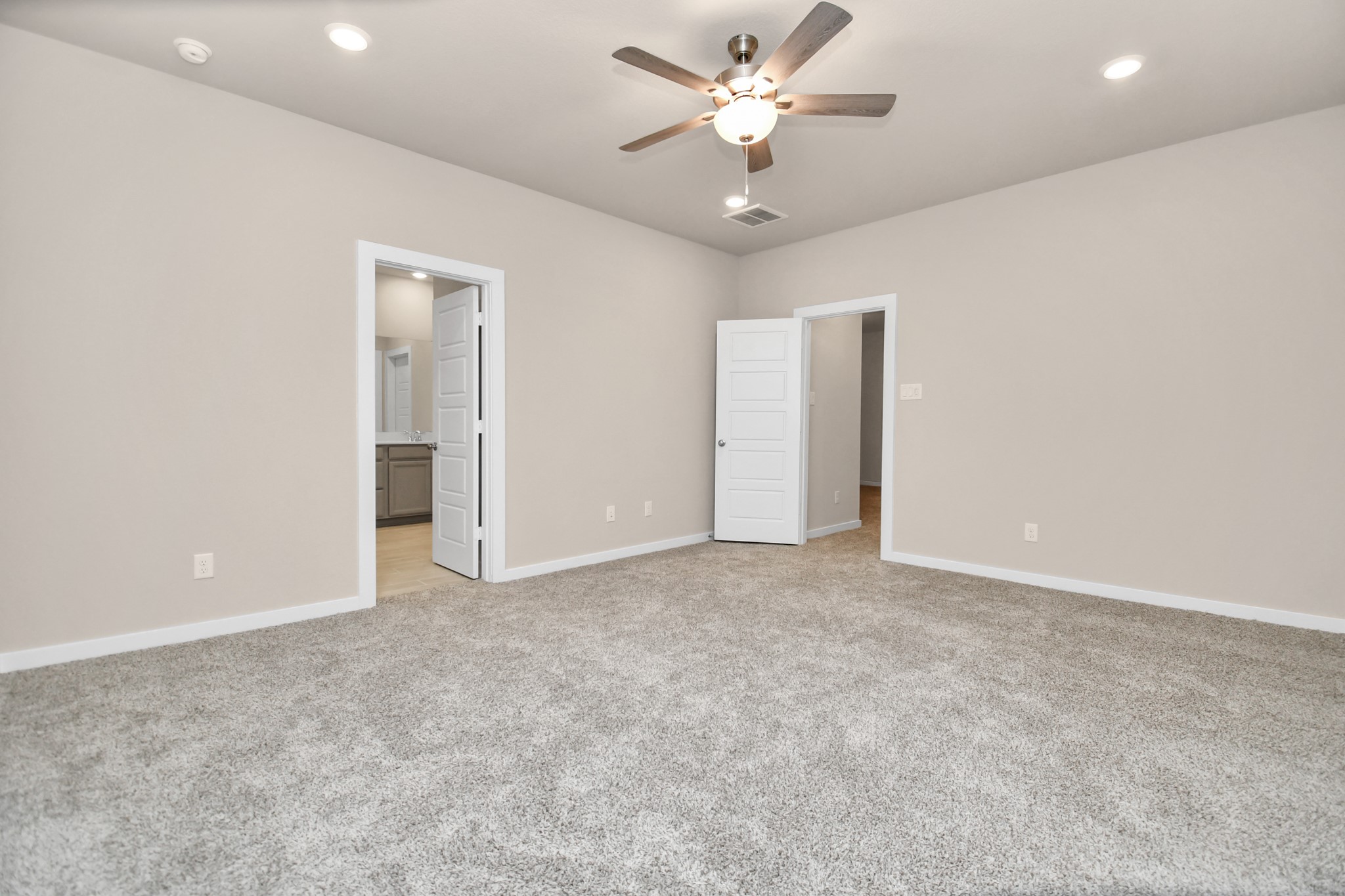8515 Rising Strm Drive Houston, TX 77063 - Photo 21 of 43