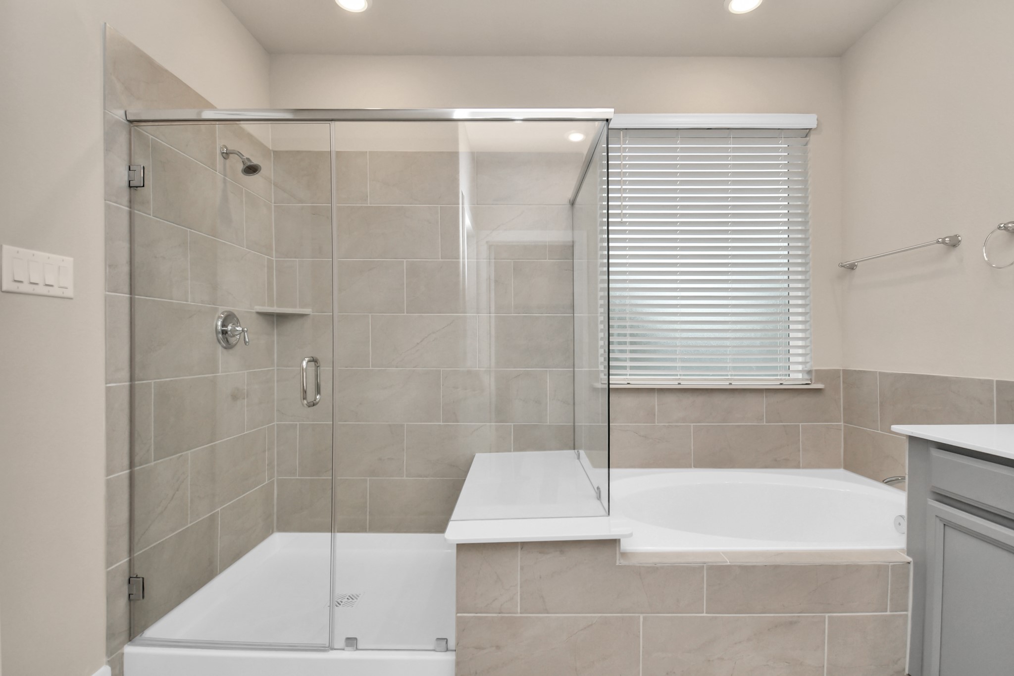 8515 Rising Strm Drive Houston, TX 77063 - Photo 24 of 43