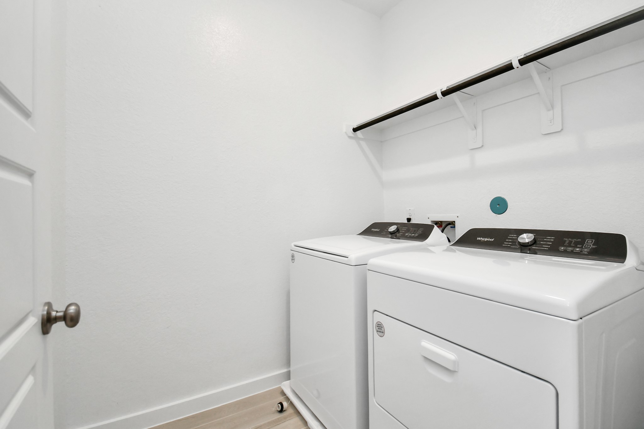 8515 Rising Strm Drive Houston, TX 77063 - Photo 30 of 43